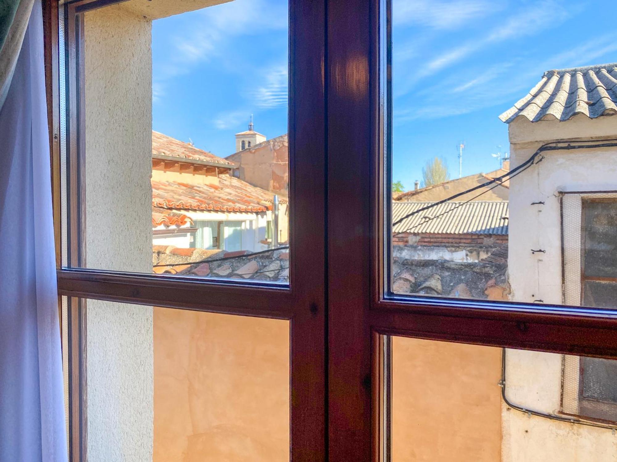 Posada Los Leones Berlanga de Duero Esterno foto